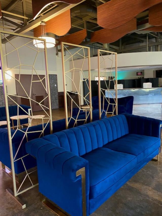 Where to find Rochelle Blue Velvet Sofa in Tulsa
